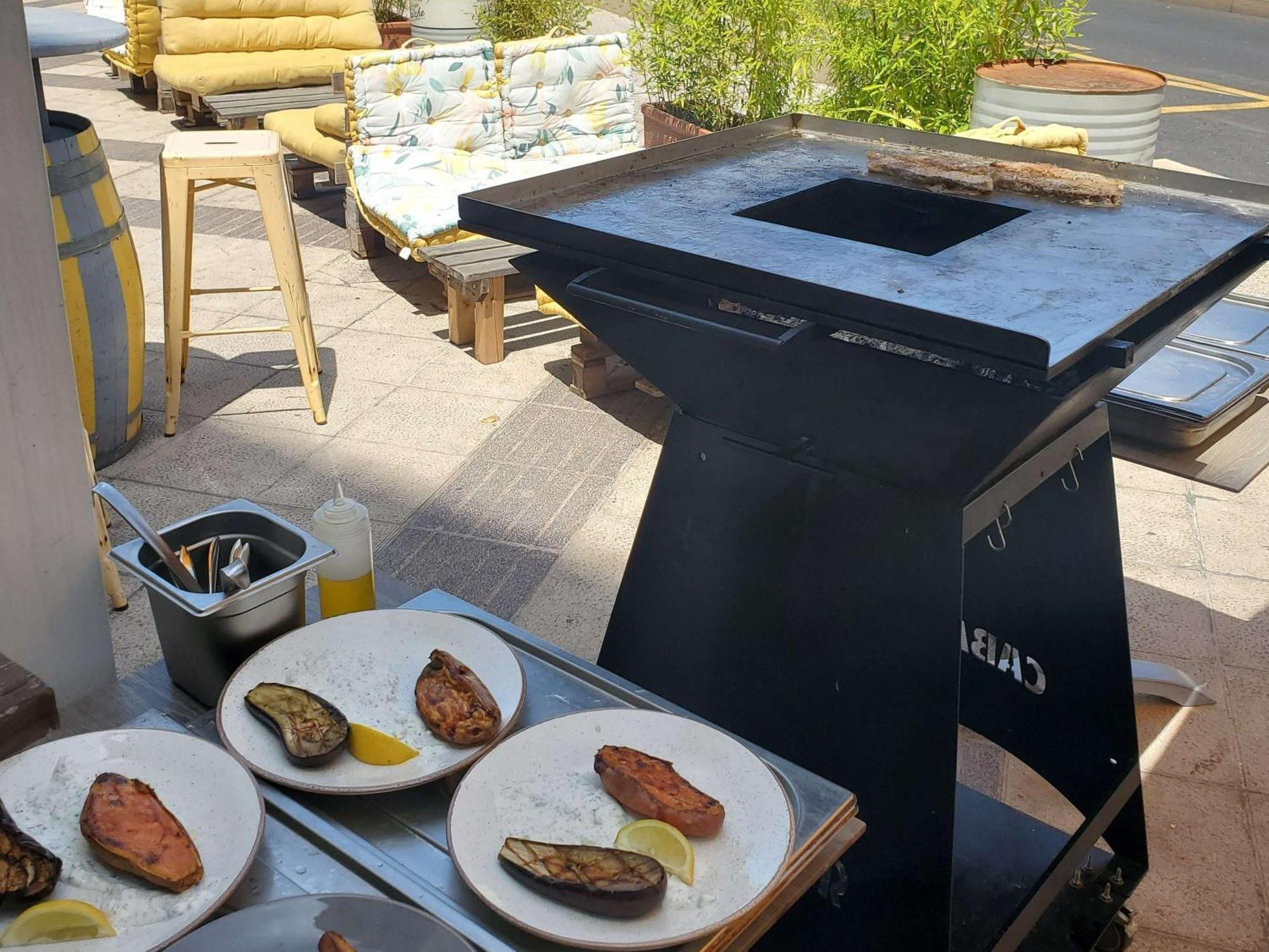 Отель Ibis Montpellier Centre Polygone Экстерьер фото