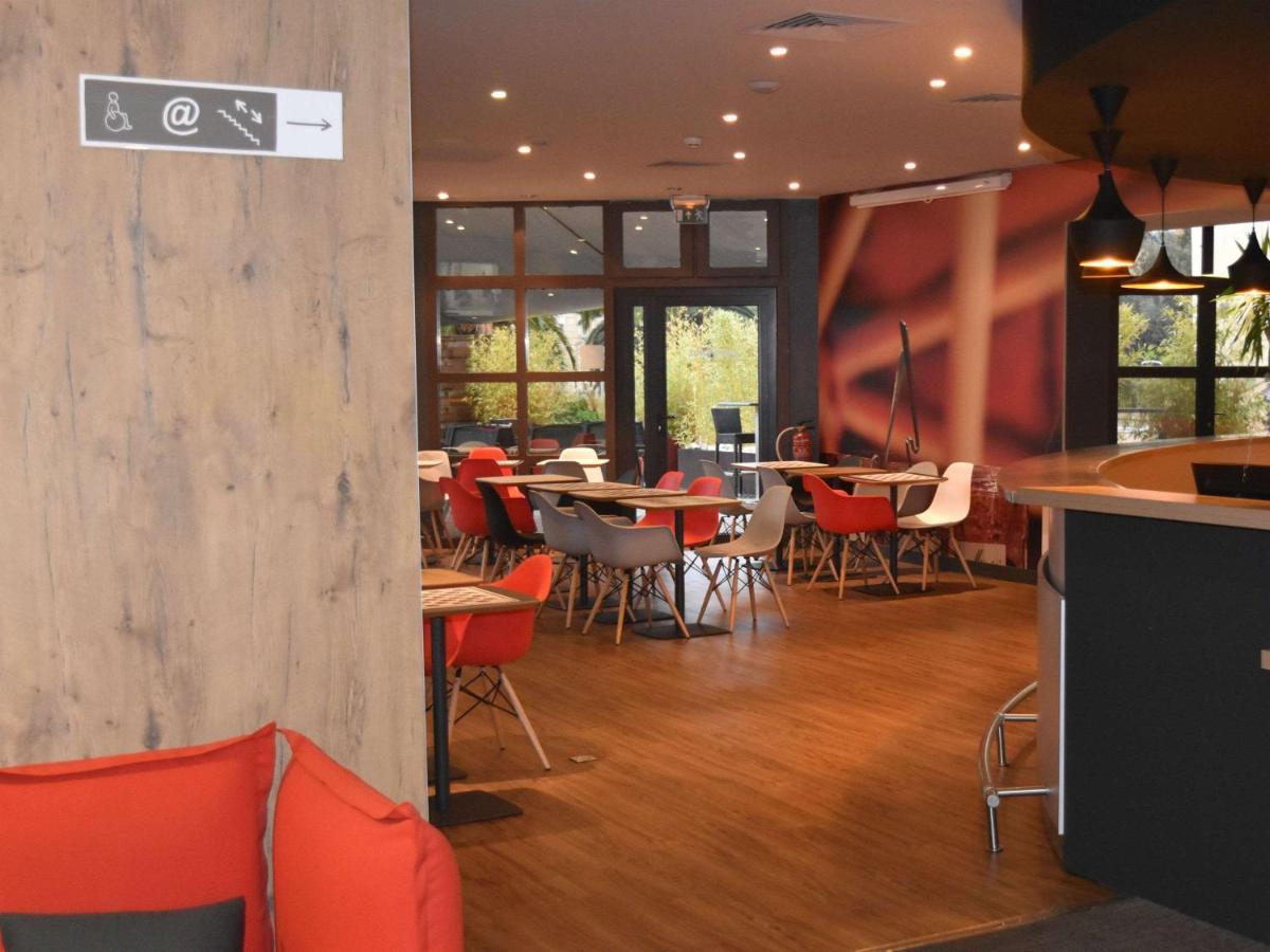 Отель Ibis Montpellier Centre Polygone Экстерьер фото